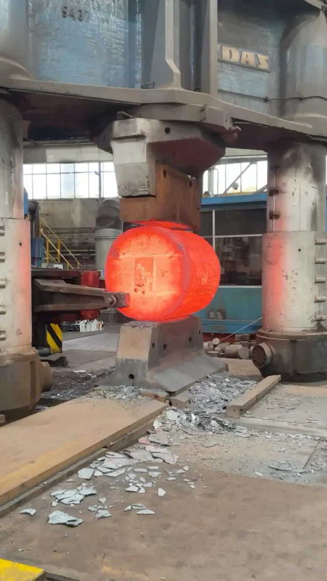 Check out this coupling being forged in our heavy forge 👀  #somersforge #forgingastrongerfuture